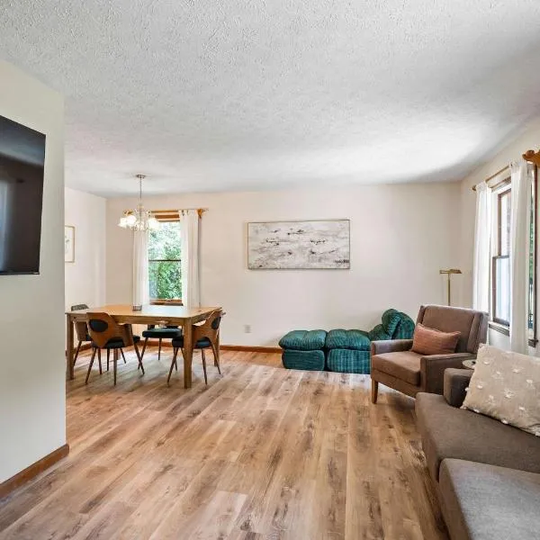 The Family Nook - Home for 8, Hotel in Hamilton