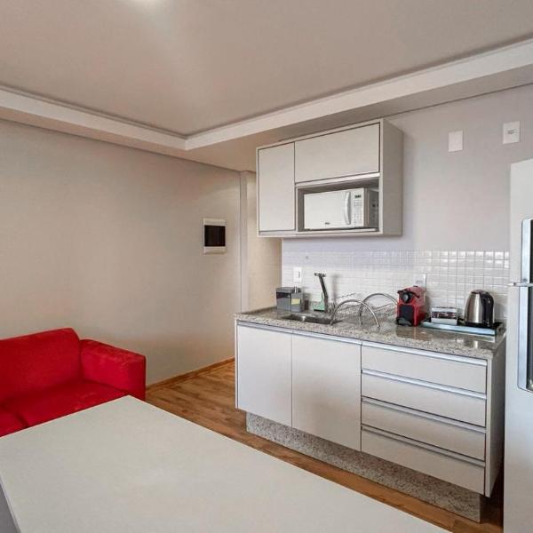 Flat Aconchegante no Centro, com Sofá e Geladeira - Foto 4