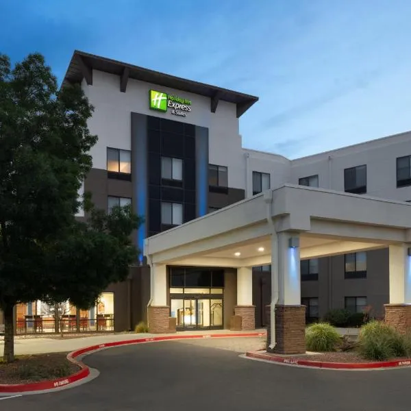 Holiday Inn Express & Suites Albuquerque Historic Old Town by IHG, hotel in Albuquerque