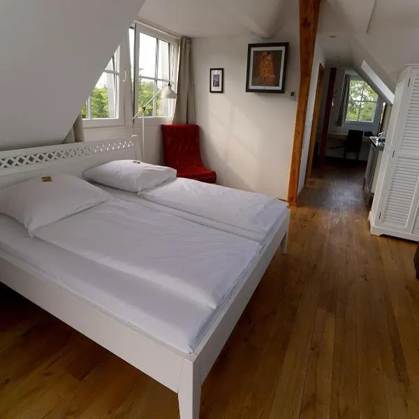 Pension-Gaststätte Paradies, hotel ve Freiburgu