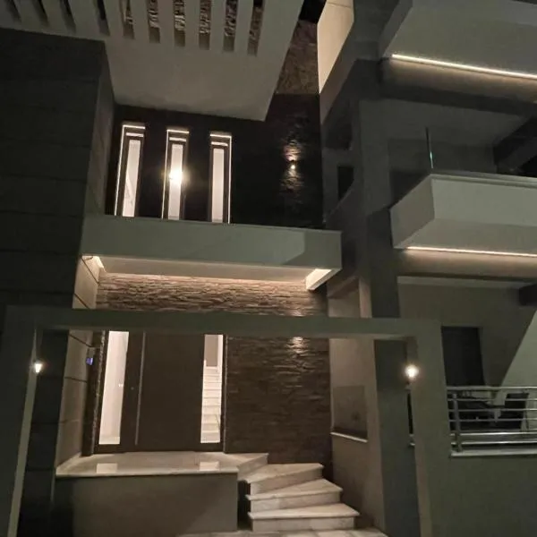 Kairos luxury apartments Fanari, Hotel in Fanárion