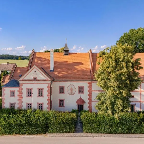 Ostrolovský Újezd में, होटल Zámek Ostrolov