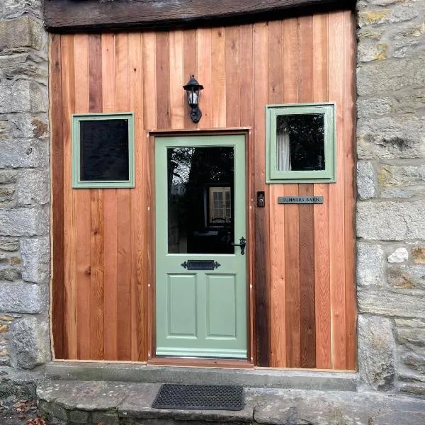 Summers Barn, hotel u gradu Grasington