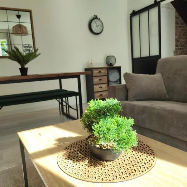Full house 2 rooms with garden - 7 pers - near to Disneyland Paris, hotel a Bailly-Romainvilliers