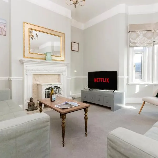 Spacious 3 Bed Apartment in central Saltburn, hotel a Saltburn-by-the-Sea