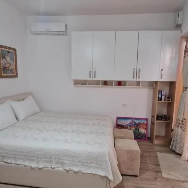 City Center Room, ξενοδοχείο στα Τίρανα