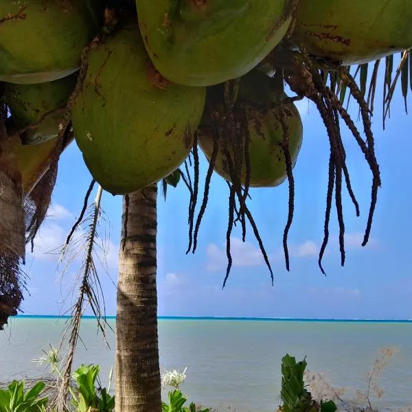 Mara'ai le spot Tubuai, Chambre Triple Deluxe Mahu SDB Privée avec piscine, hotel Tubuai városában