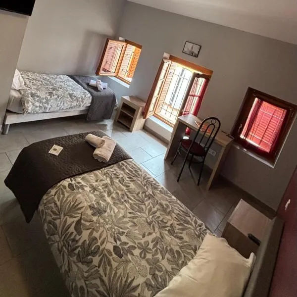 Hôtel du vieux pont, hotel in Mazères