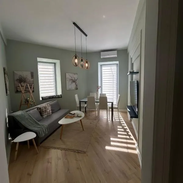 Xylokastro Central Apartment, hotel v destinaci Xylokastro