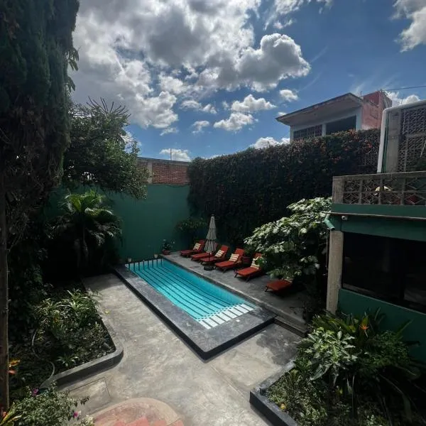 Ginger Banana Hostel, hotel in Oaxaca City