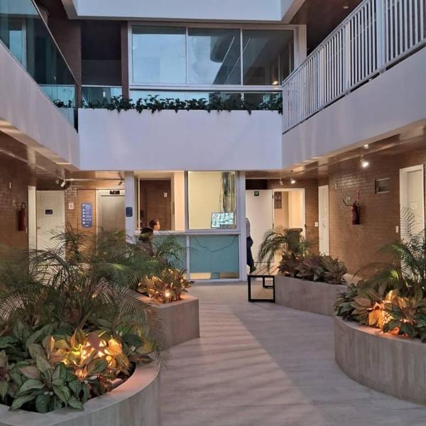 Beachfront flat Rooftop-Pool-Gym-Gourmet area