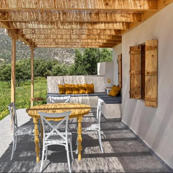 Tsikalario Beach House, hotel din Keratokampos