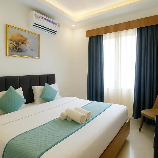 Hotel Devine Zirakpur Chandigarh, hotel in Zirakpur