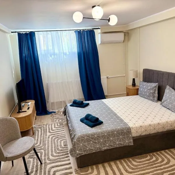 Constanta Seaside Studio Demisol, hotel in Constanţa