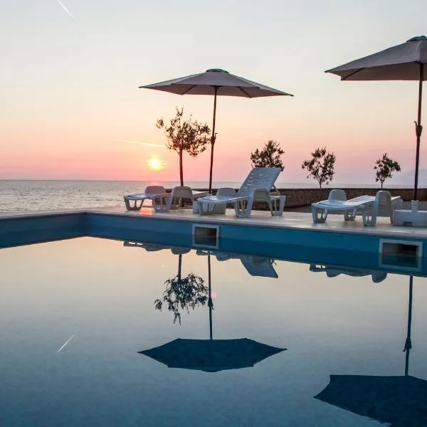 Apartments Harmony, hotel v destinaci Utjeha