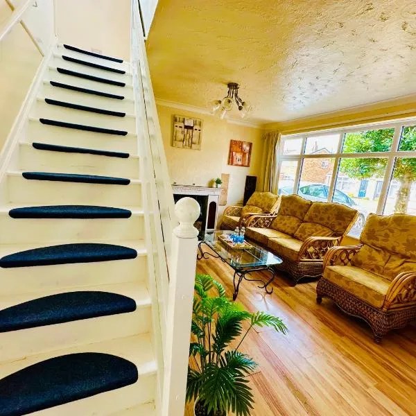 Cozy Comfort Home, hotel in Stoke on Trent