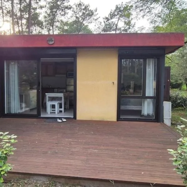 Léon Apartment، فندق في ليون