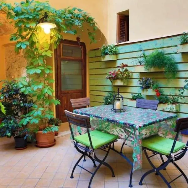 Il Vicolo Incantato, hotel in Fondi