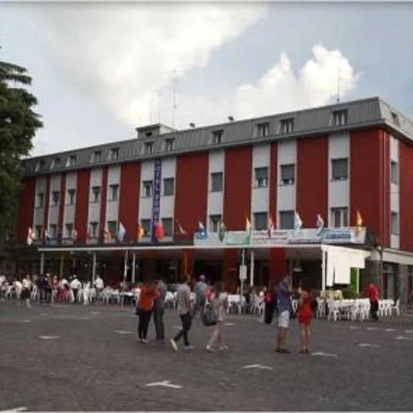 Hotel Domus, hotel Maranellóban