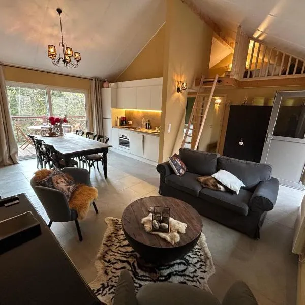 Châlet des Cerfs Durbuy, hotel u gradu 'Somme-Leuze'