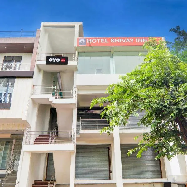 Hotel O SHUKLA HERITAGE INN, khách sạn ở Lucknow