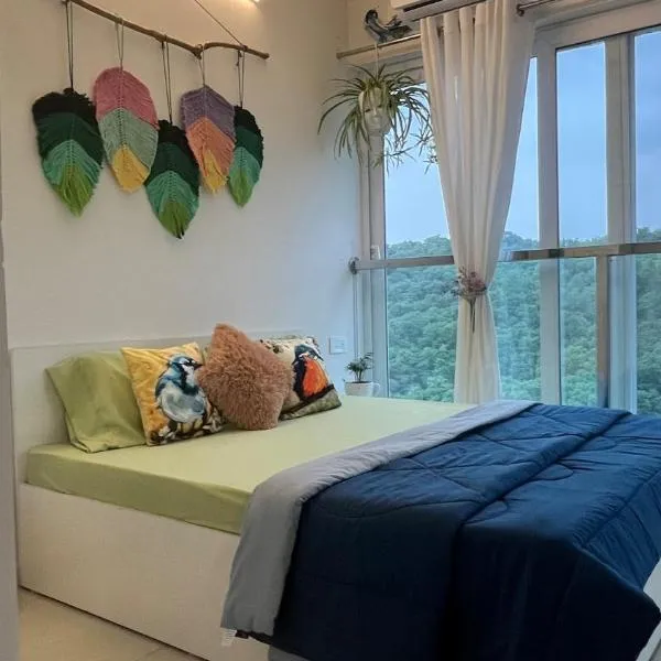 Casa Symphony- Hill View Spacious Studio in Baner-Pashan, hotel v destinaci Puné