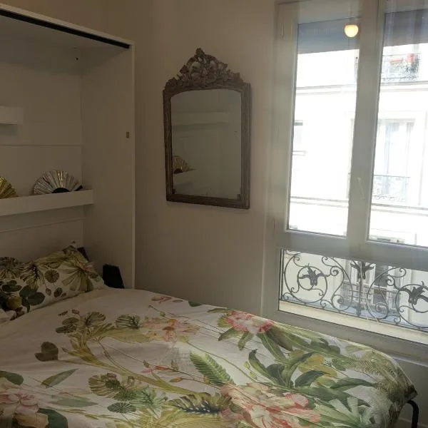 Cosy nest in historic Montmartre district, hotel en París