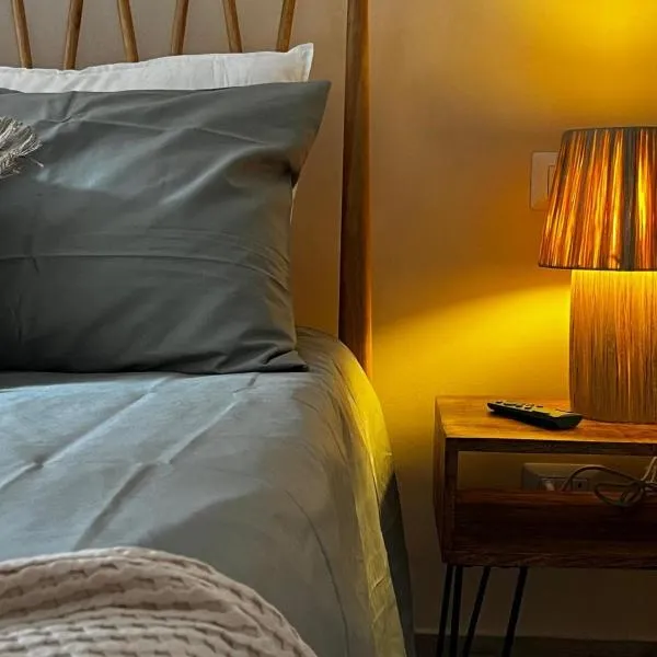 Tropical Cocoon in Monza, hotelli kohteessa Monza