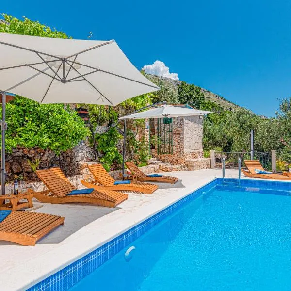 Villa Betelgeuse, hotel na Jesenicah