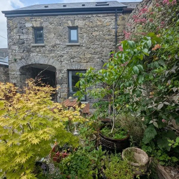 The Coach House, hotel v destinácii Feevaghmore