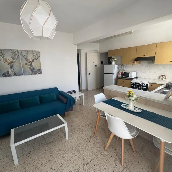 Kouppa Latchi, hotel u gradu Polis Hrisohus