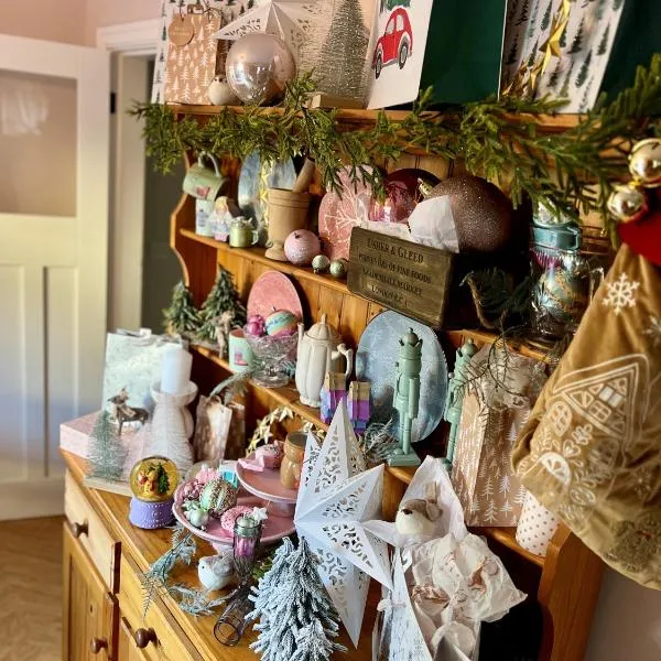 5 - Taf Fechan Cottage Cosy Hideaway for Winter Breaks with Families and pets, hotel in Pont Sticill