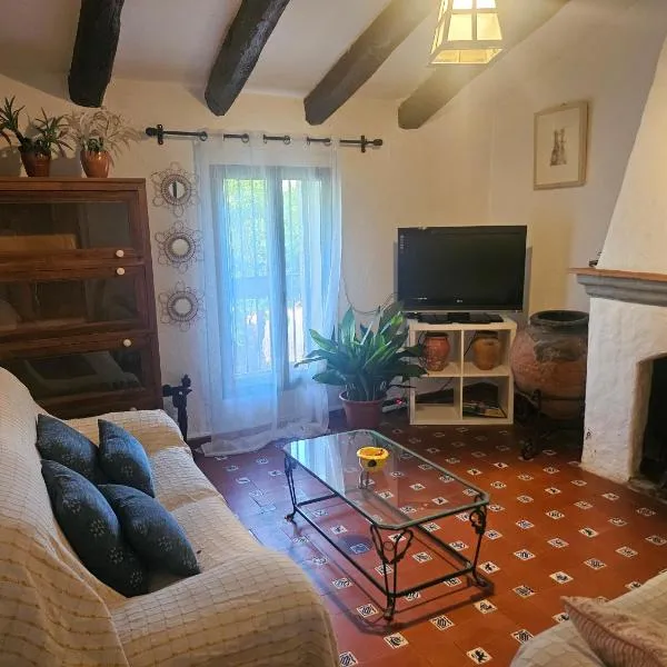 Cabezo del Gato, la casa de arriba, хотел в Аракена
