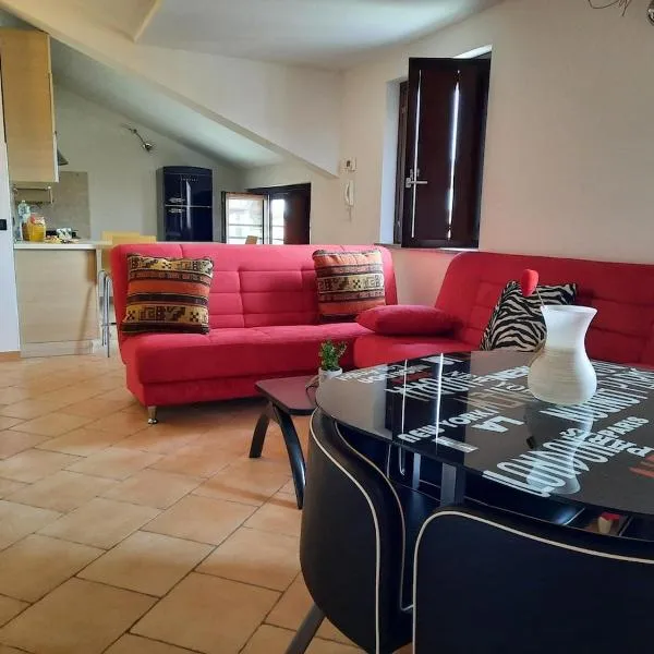 Mansarda Stefania MXP, hôtel à Cardano al Campo