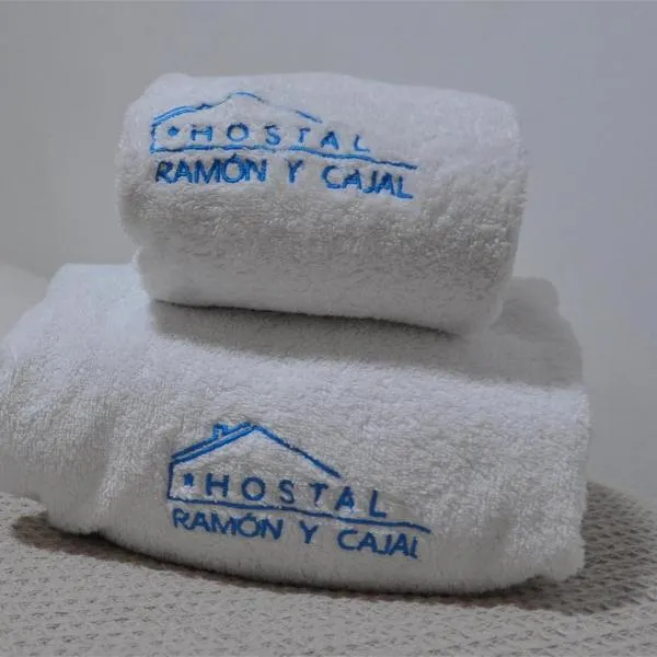 Hostal Ramón y Cajal, hotel in Valladolid