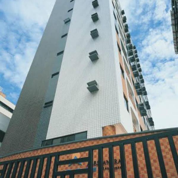 Flat no Meireles 302