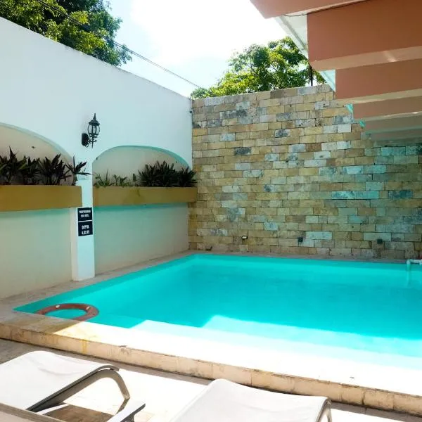 Hotel Colonial Cancun, hótel í Cancún