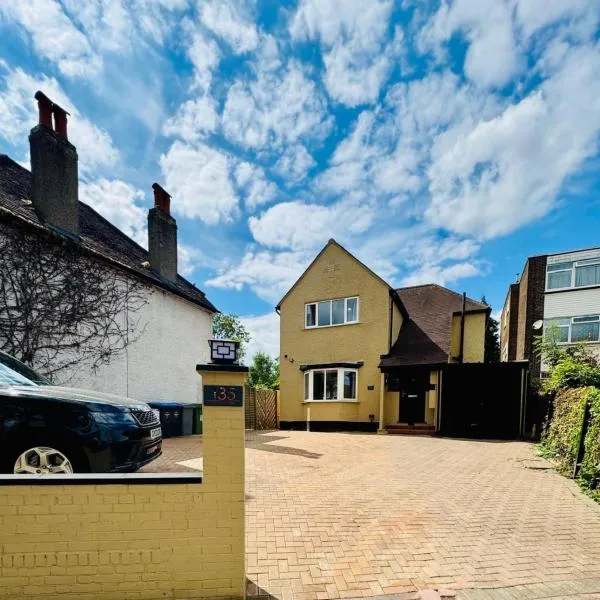 135 Watford road 3 bedroom villa, hotel di Harrow on the Hill
