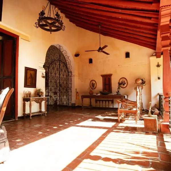 CASA SINNING-año1637, hotel en Mompox