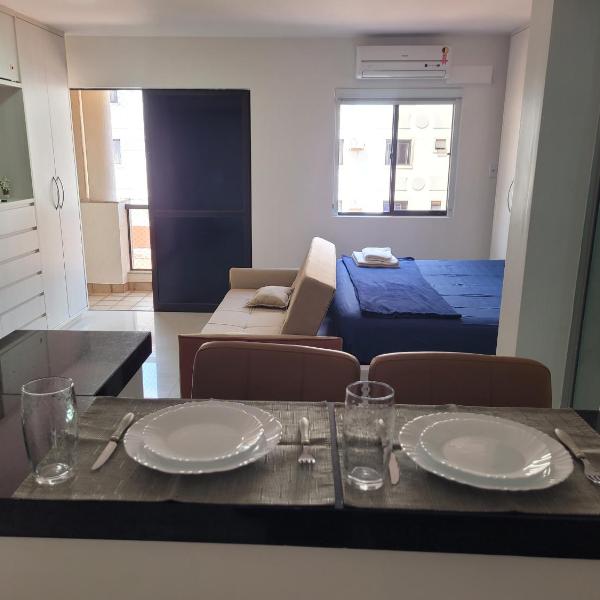 Flat Lakeside Beira lago
