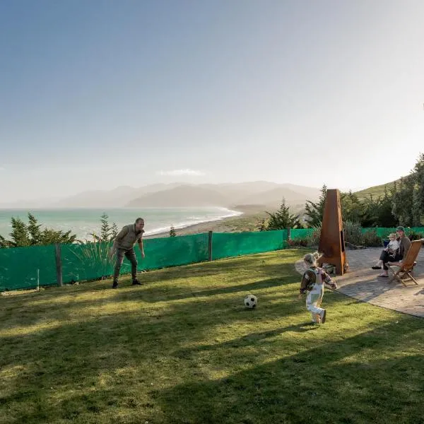 Expansive Ocean & Mountain Views - KK82140, hotel em Kaikoura
