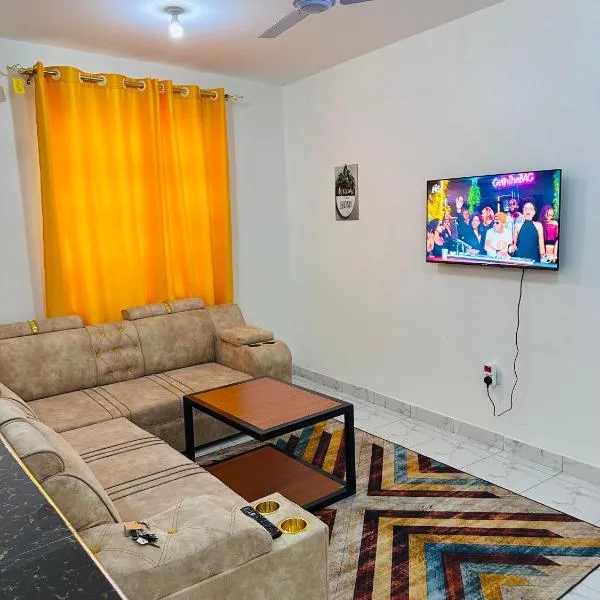 Home by Mercy Apiyo、モンバサのホテル