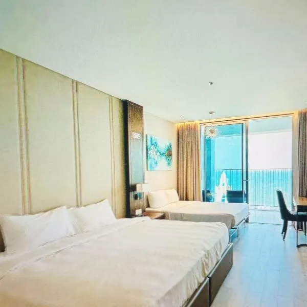MELLIA OCEANUS NHA TRANG BAY Five-Star Suites, hotel in Nha Trang