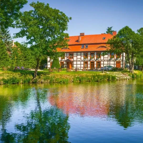 Gościniec Zamkowy, hotel v destinaci Darłowo