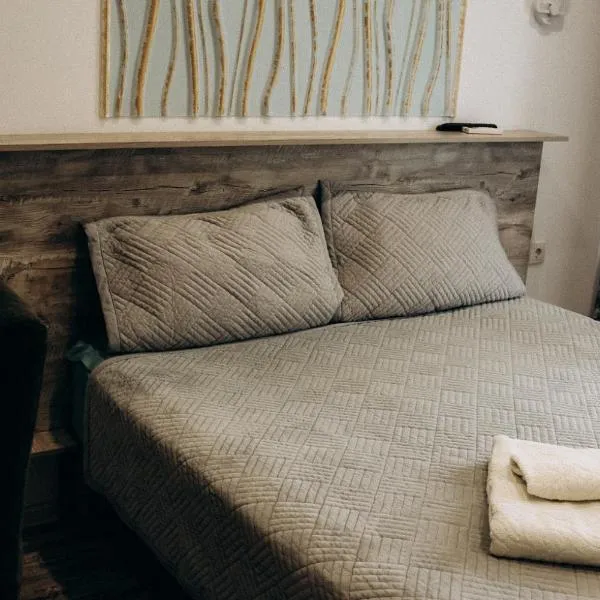 7 Nebo, hotell sihtkohas Almatõ