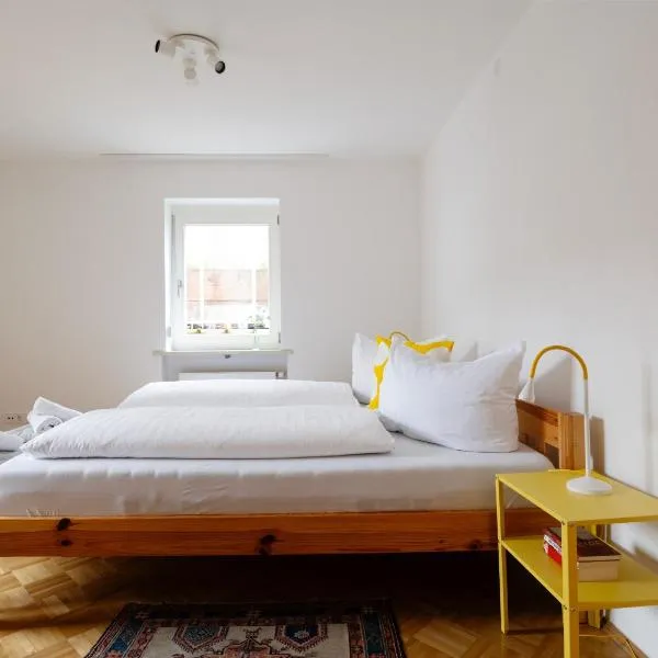 Stilvolle Altbauwohnung beim Lindentor, hôtel à Memmingen