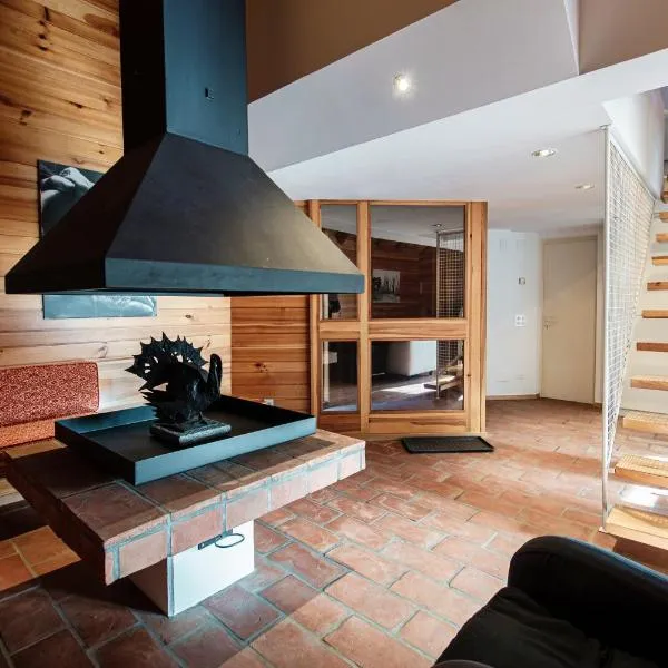 Maison Dalpe by Quokka 360 - in the central area, hotel in Dalpe