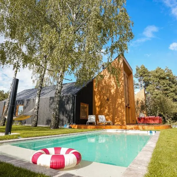 Kalbornia LAKE & POOL HOUSE by JWPM, khách sạn ở Dąbrówno