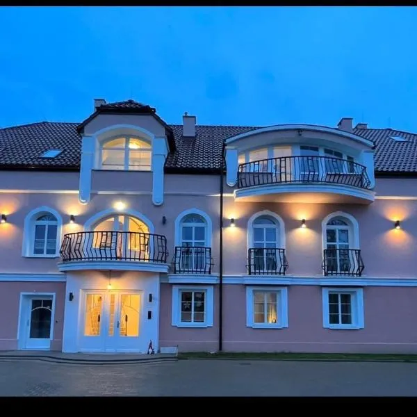 Luxury Apartments, hotel ve Vratislavi
