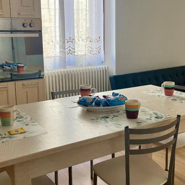 Appartamento Civico 16, hotel in Oliena